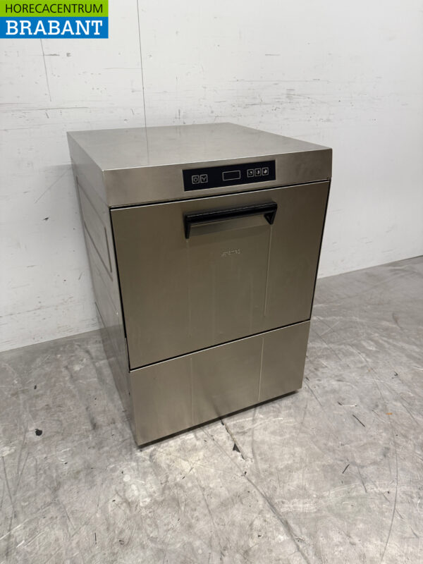 Lave-vaisselle Smeg en acier inoxydable avec pompe de vidange 400V Horeca – Image 3