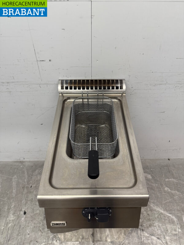 Friteuse Zanussi en acier inoxydable 15 litres Gaz naturel Restauration – Image 4