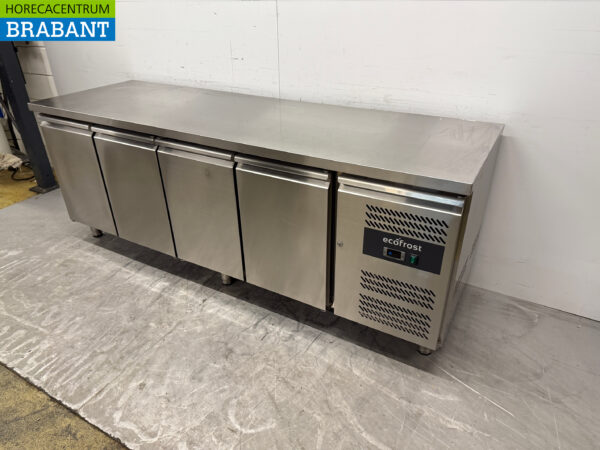 Établi réfrigéré Ecofrost en acier inoxydable 4 portes 223 cm 230V Horeca – Image 2