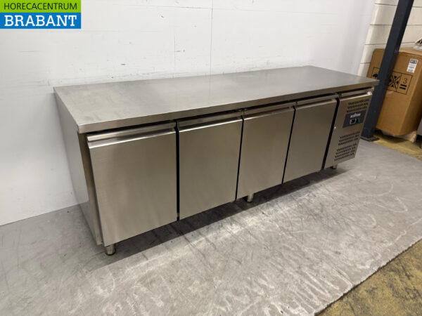 Établi réfrigéré Ecofrost en acier inoxydable 4 portes 223 cm 230V Horeca – Image 3