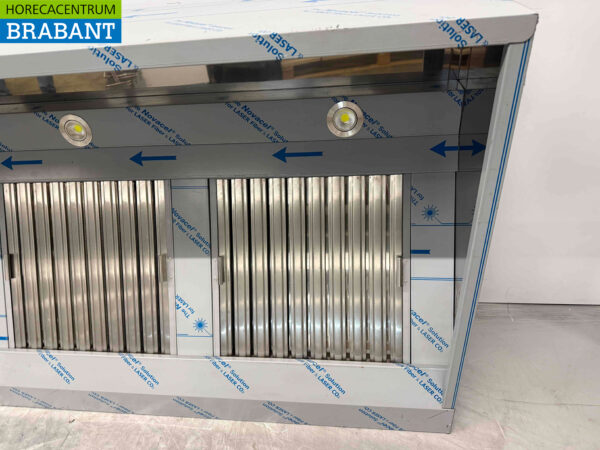 Hotte aspirante en acier inoxydable hotte avec filtres à lamelles Premium-line 250 cm Modèle en boîte Modèle en boîte Horeca – Image 4