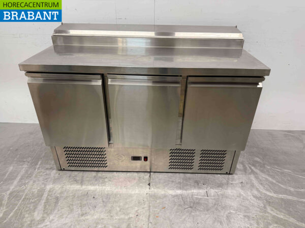Saladette en acier inoxydable 3 portes 137 cm 230V Horeca