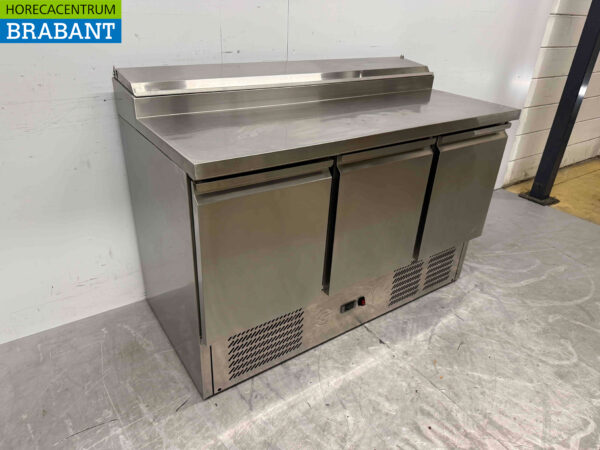 Saladette en acier inoxydable 3 portes 137 cm 230V Horeca – Image 3