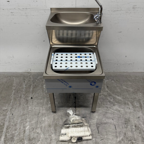 Evier double en acier inoxydable Combisteel Evier égouttoir combi Robinet 50 cm Horeca