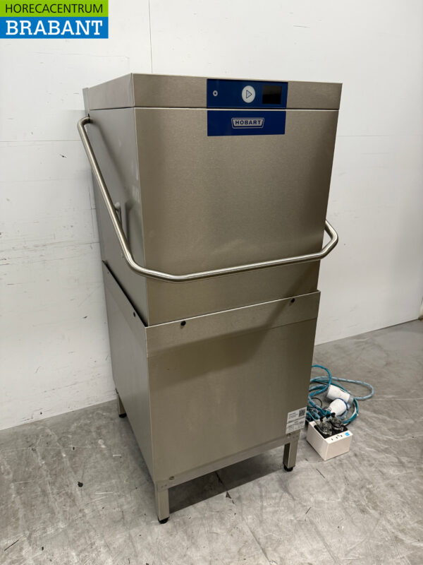 Lave-vaisselle Hobart en acier inoxydable avec pompe de vidange et pompe à savon 2023 ! 400V Hospitalité – Image 3