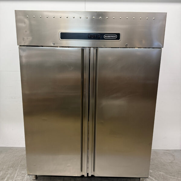 Réfrigérateur Maxxfrost double porte en acier inoxydable 1300 litres 230V Horeca