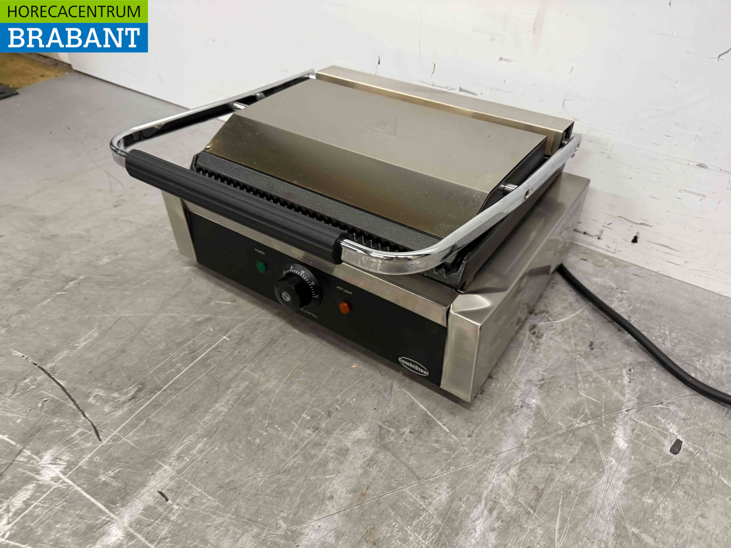 Acier inoxydable Combisteel Gril de contact Paninigrill Ribbed 230V Horeca – Image 2