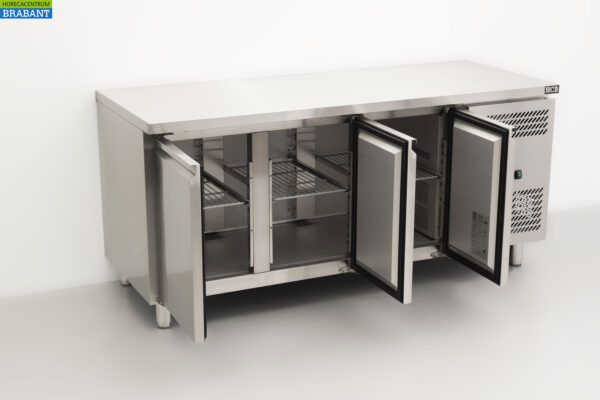 Banc de congélation en acier inoxydable 3 portes 1/1 gastronorm 179,5 cm Restauration – Image 4