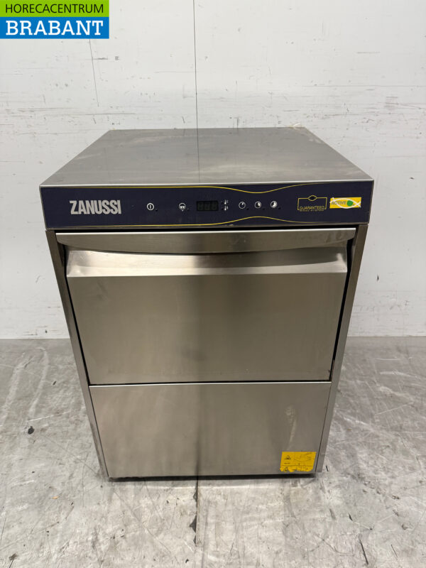 Lave-vaisselle Zanussi en acier inoxydable avec pompe de vidange 230V Horeca