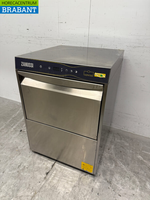 Lave-vaisselle Zanussi en acier inoxydable avec pompe de vidange 230V Horeca – Image 2
