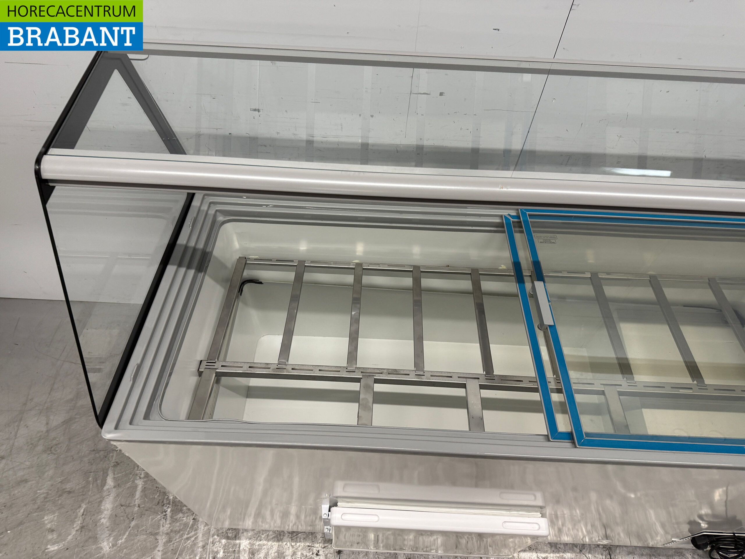 Combisteel mobile Cuba Scoop vitrine à glace 13 bacs 230V Horeca – Image 6