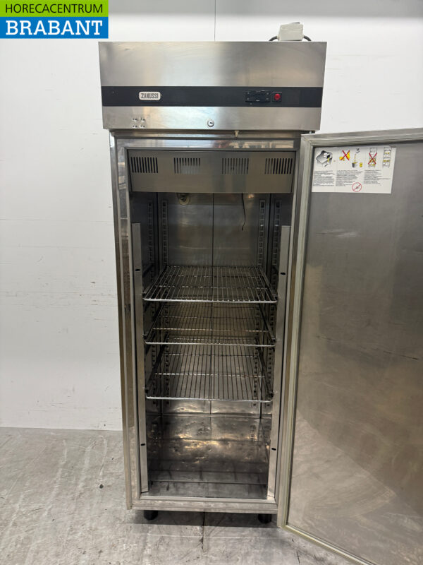 Réfrigérateur Zanussi en acier inoxydable 640 litres 230V Horeca – Image 4