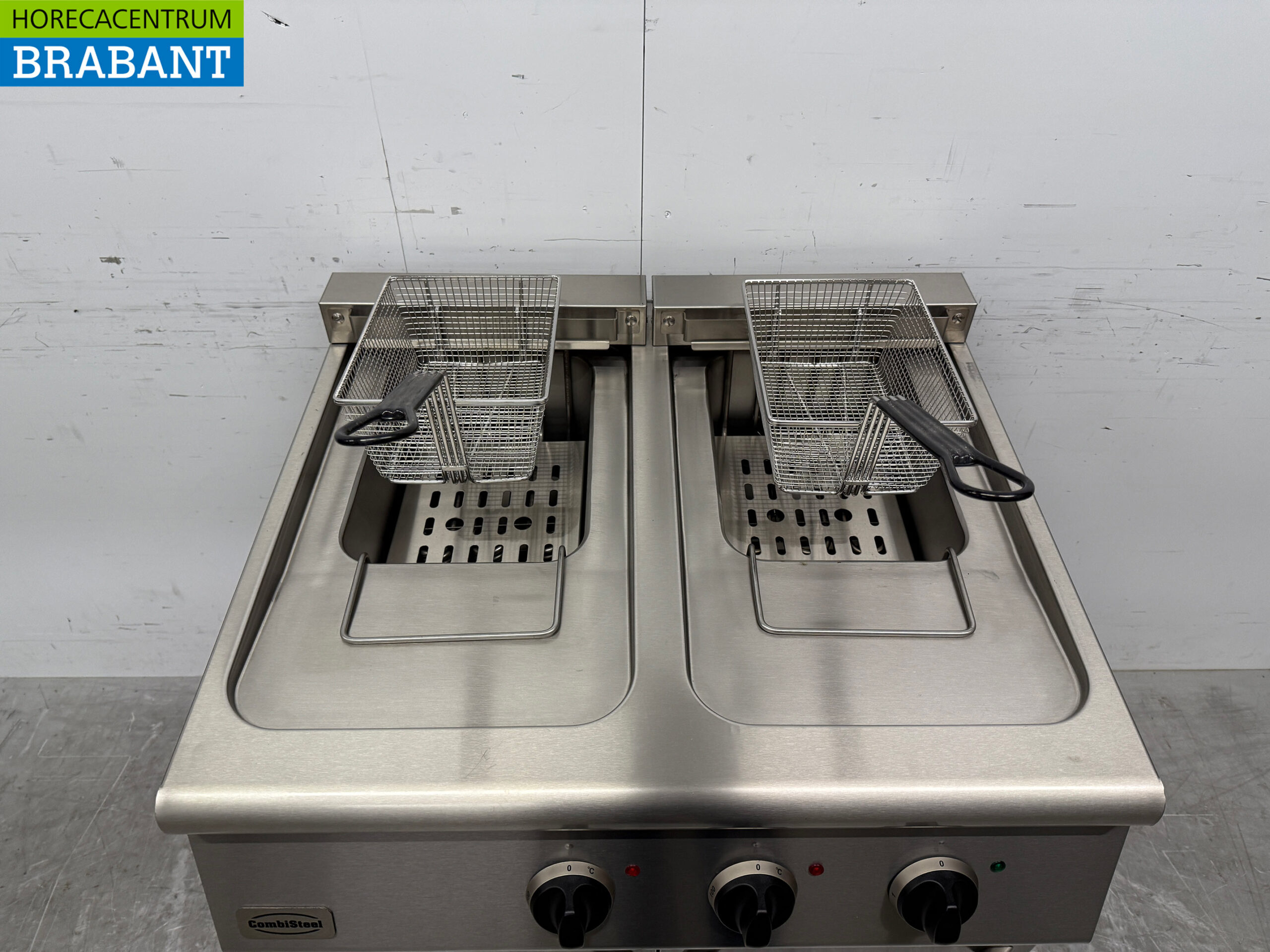 Friteuse double Combisteel en acier inoxydable 2 x 18 litres 400V Horeca – Image 4