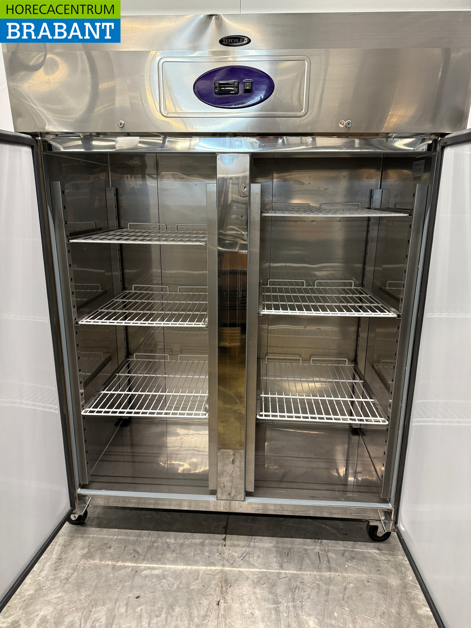 Acier inoxydable Tefcold Congélateur double porte 1004 litres Mobile 230V Horeca – Image 4