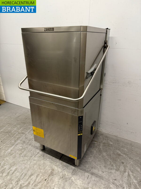 Lave-vaisselle à passage Zanussi en acier inoxydable 400V Horeca – Image 2