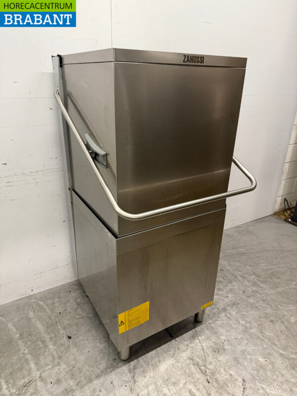 Lave-vaisselle à passage Zanussi en acier inoxydable 400V Horeca – Image 3
