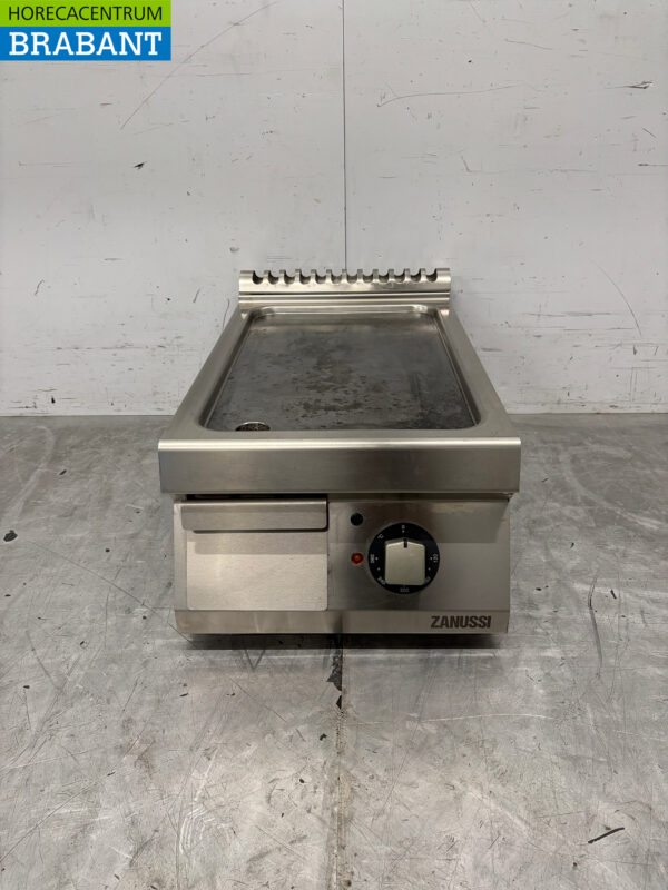 Planche à griller Zanussi en acier inoxydable Planche à griller 40 cm 400V Horeca