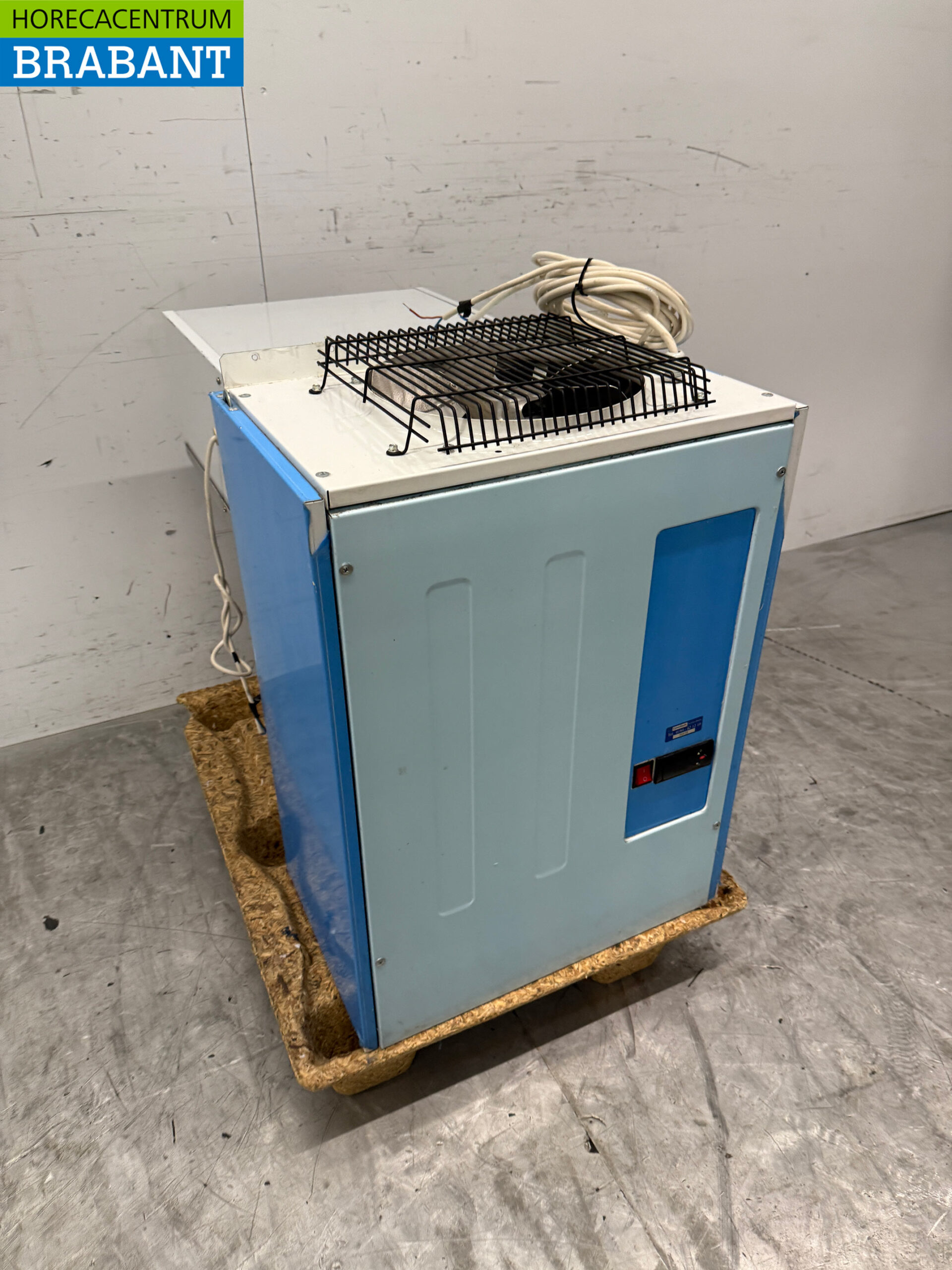 Polar Refrigeration Unit Monoblock Wall Unit 8.7 m3 230V Horeca – Image 3