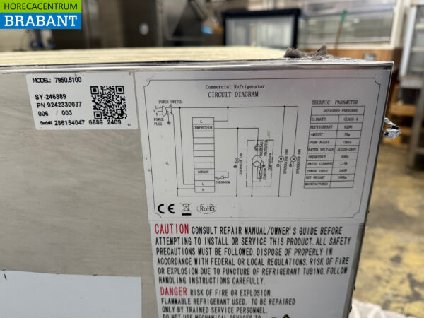 Établi réfrigéré en acier inoxydable 3 portes 137 cm 230V Horeca – Image 5