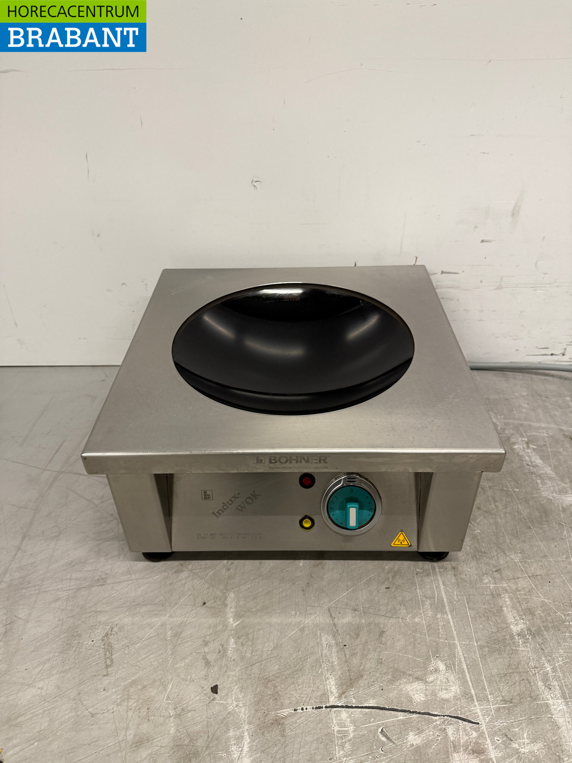 Acier inoxydable Bohner Induction Wok Plaque wok avec poêle wok 5 kW 400V Horeca