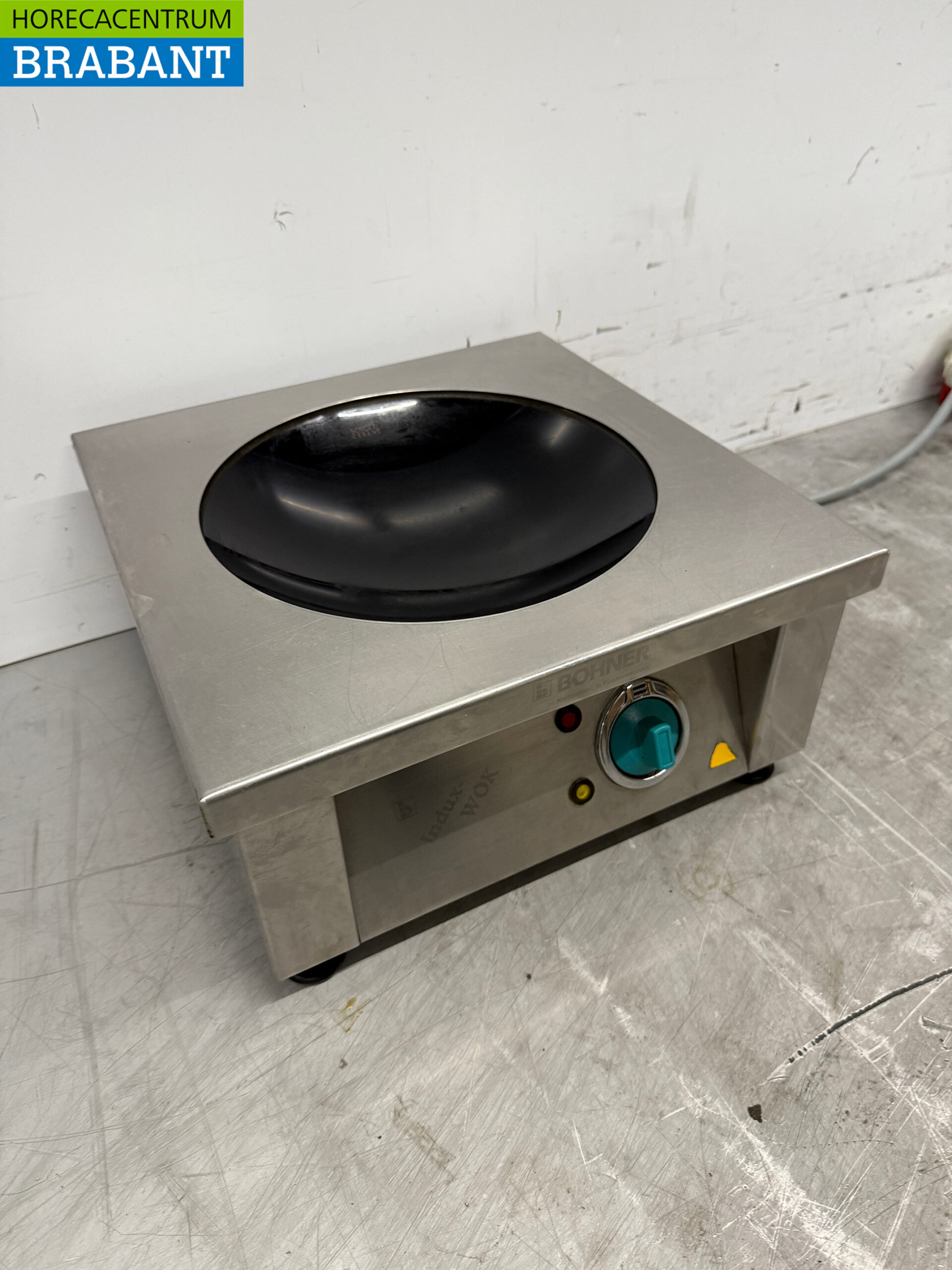 Acier inoxydable Bohner Induction Wok Plaque wok avec poêle wok 5 kW 400V Horeca – Image 3