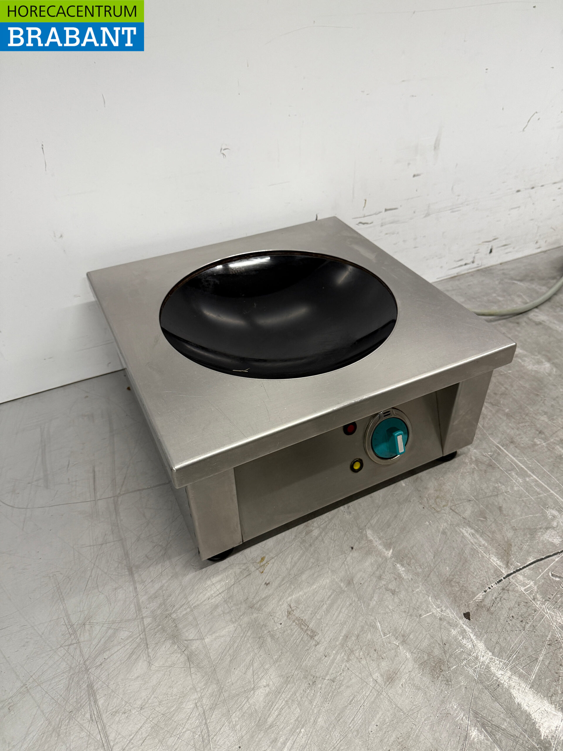 Acier inoxydable Bohner Induction Wok Plaque wok avec poêle wok 5 kW 400V Horeca – Image 3