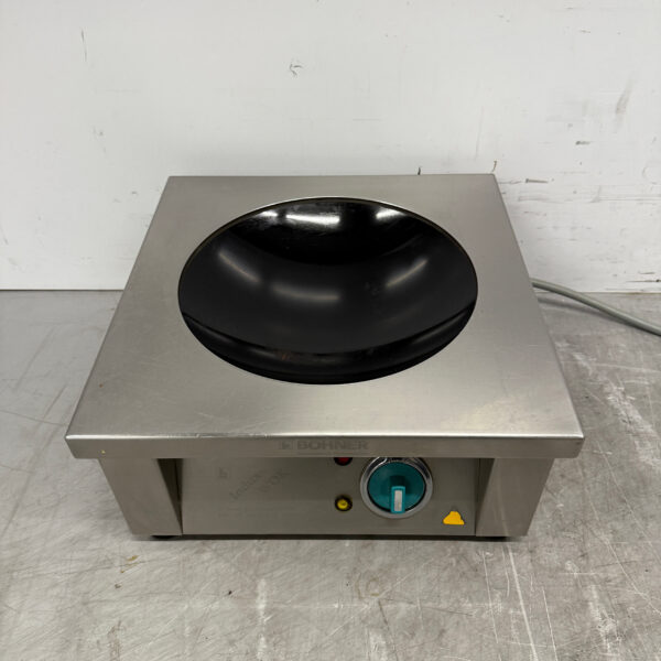 Acier inoxydable Bohner Induction Wok Plaque wok avec poêle wok 5 kW 400V Horeca