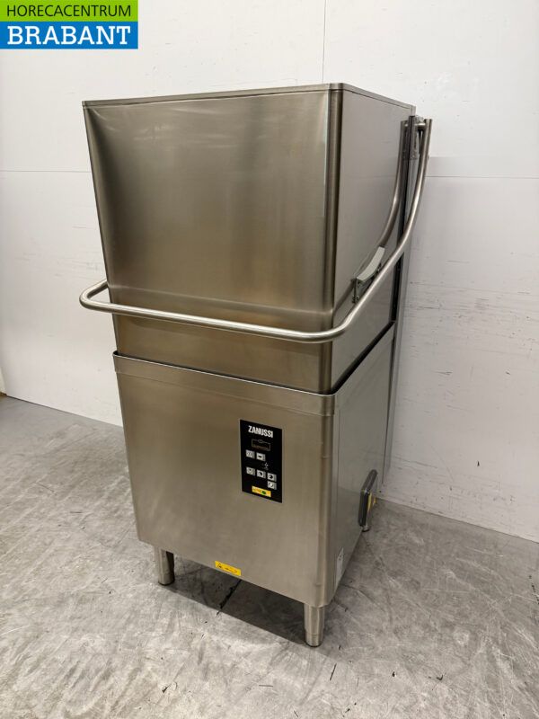 Lave-vaisselle à passage Zanussi en acier inoxydable 400V Horeca – Image 2