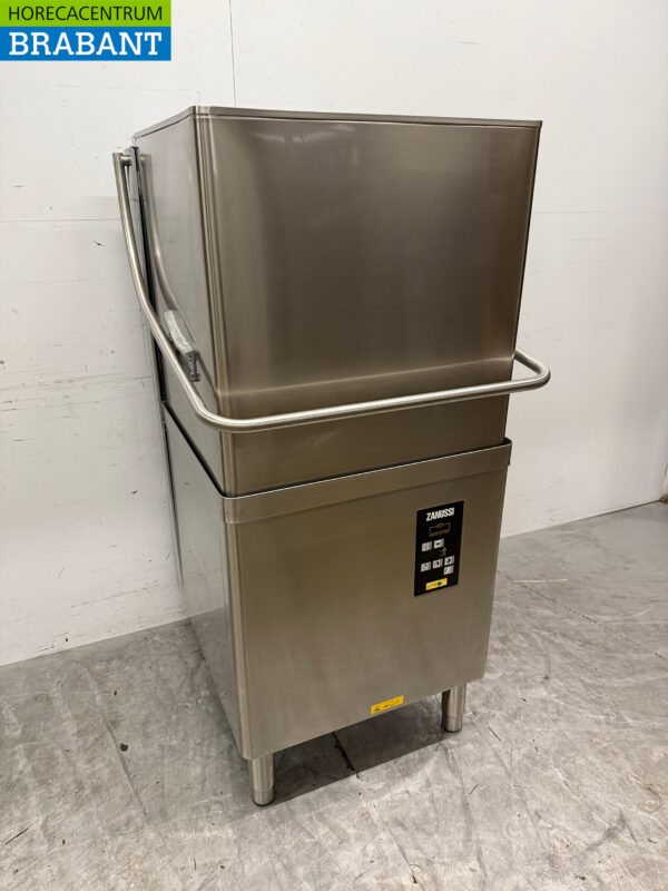 Lave-vaisselle à passage Zanussi en acier inoxydable 400V Horeca – Image 3