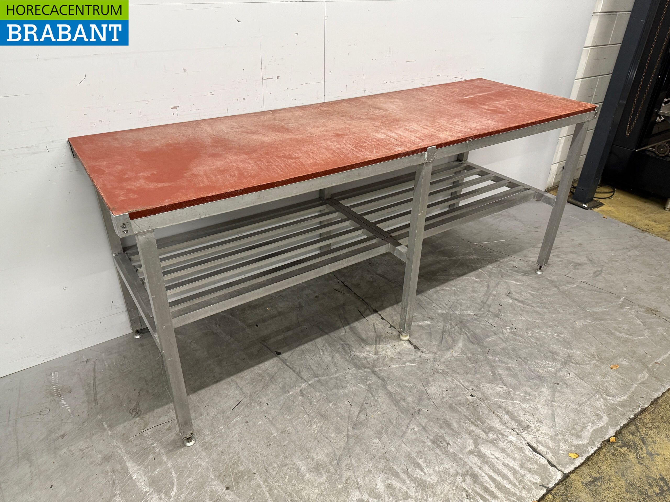Table de découpe en aluminium 211 x 70 x 90 cm Restauration Boucherie – Image 3