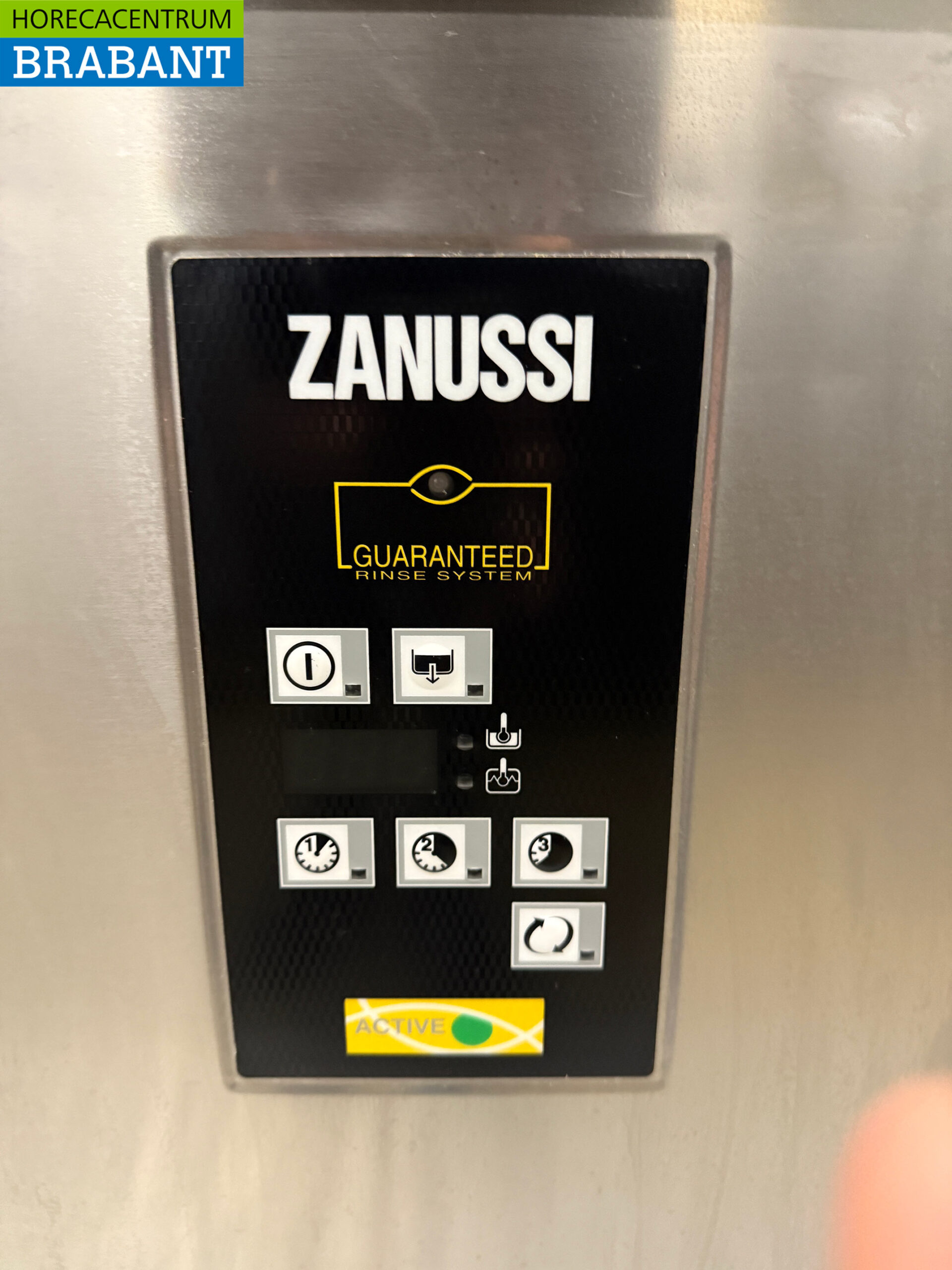Lave-vaisselle à passage Zanussi en acier inoxydable 400V Horeca – Image 6