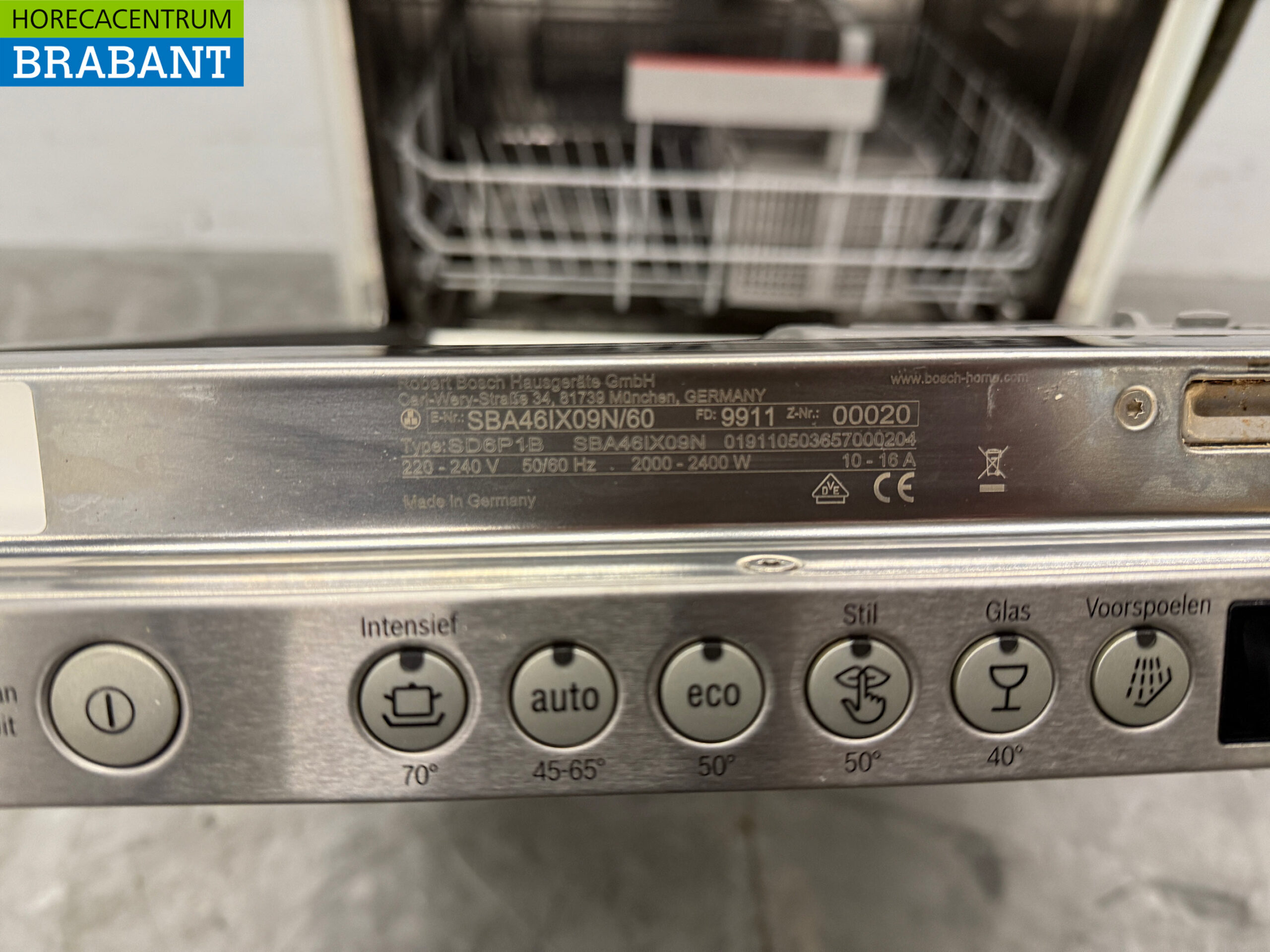 Lave-vaisselle encastrable Bosch en acier inoxydable avec pompe de vidange 230V Horeca – Image 6