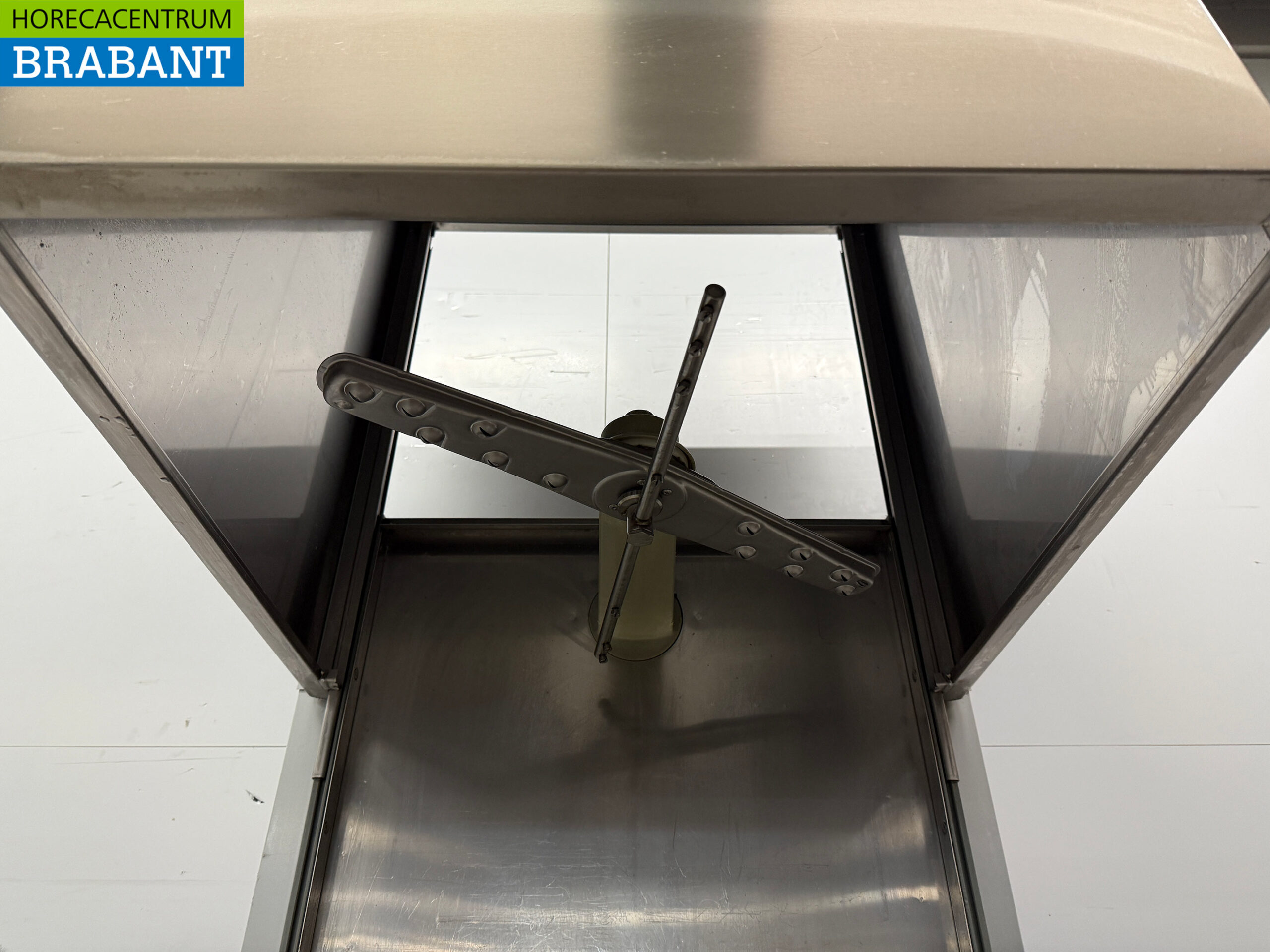 Lave-vaisselle coulissant Zanussi HHT8 en acier inoxydable 400V Restauration – Image 5