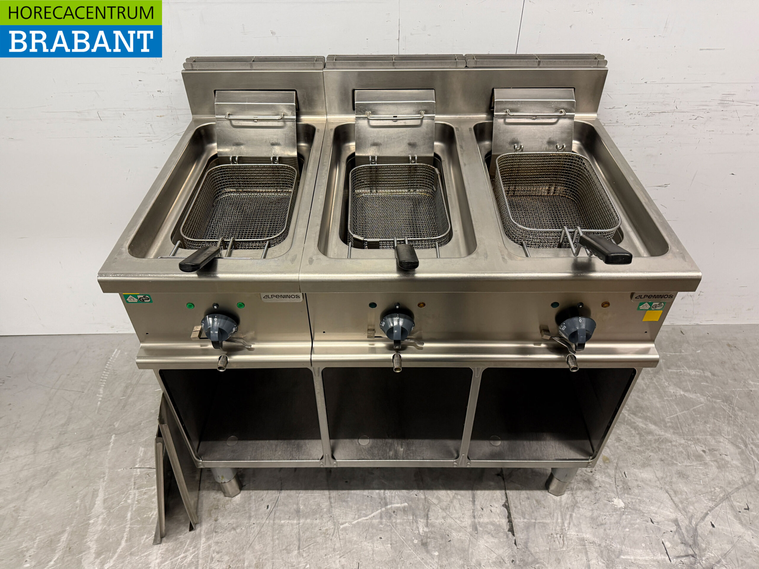 Friteuse Alpeninox en acier inoxydable 3 x 14 litres 2 x 400V Horeca – Image 5
