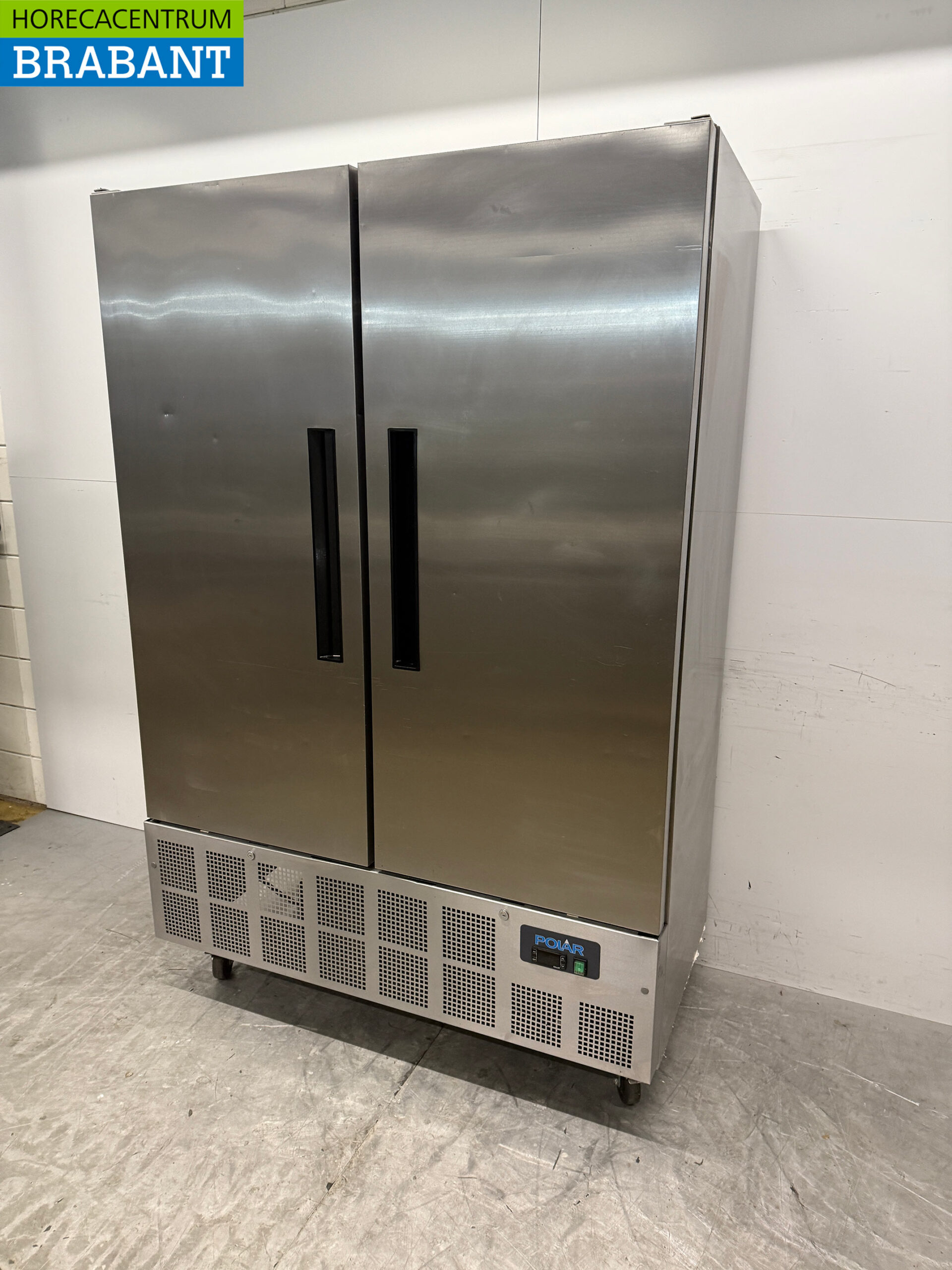 Réfrigérateur mobile Polar à double porte en acier inoxydable 960 litres 230V Horeca – Image 2