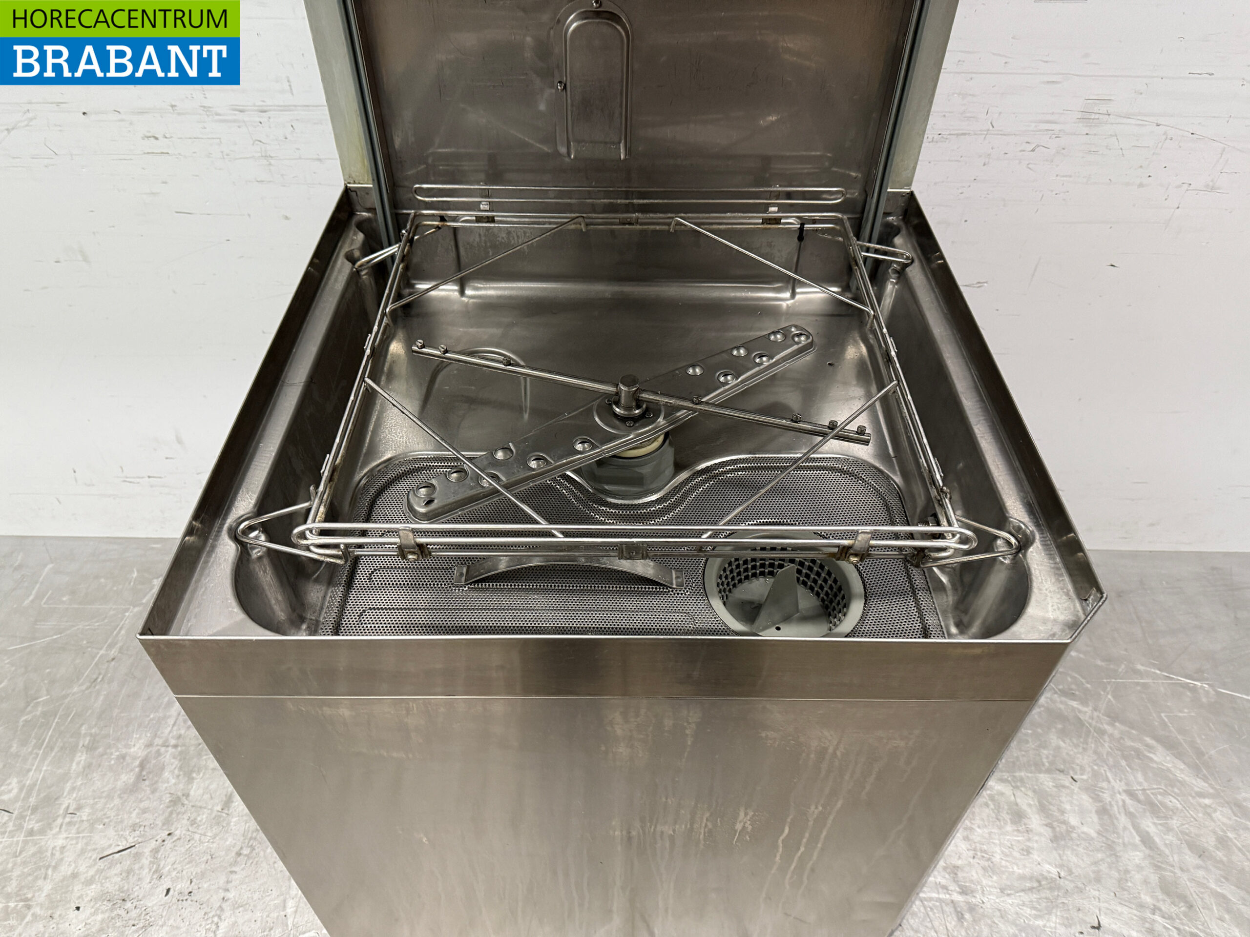 Lave-vaisselle encastrable Zanussi en acier inoxydable avec pompe de vidange 400V Horeca – Image 4