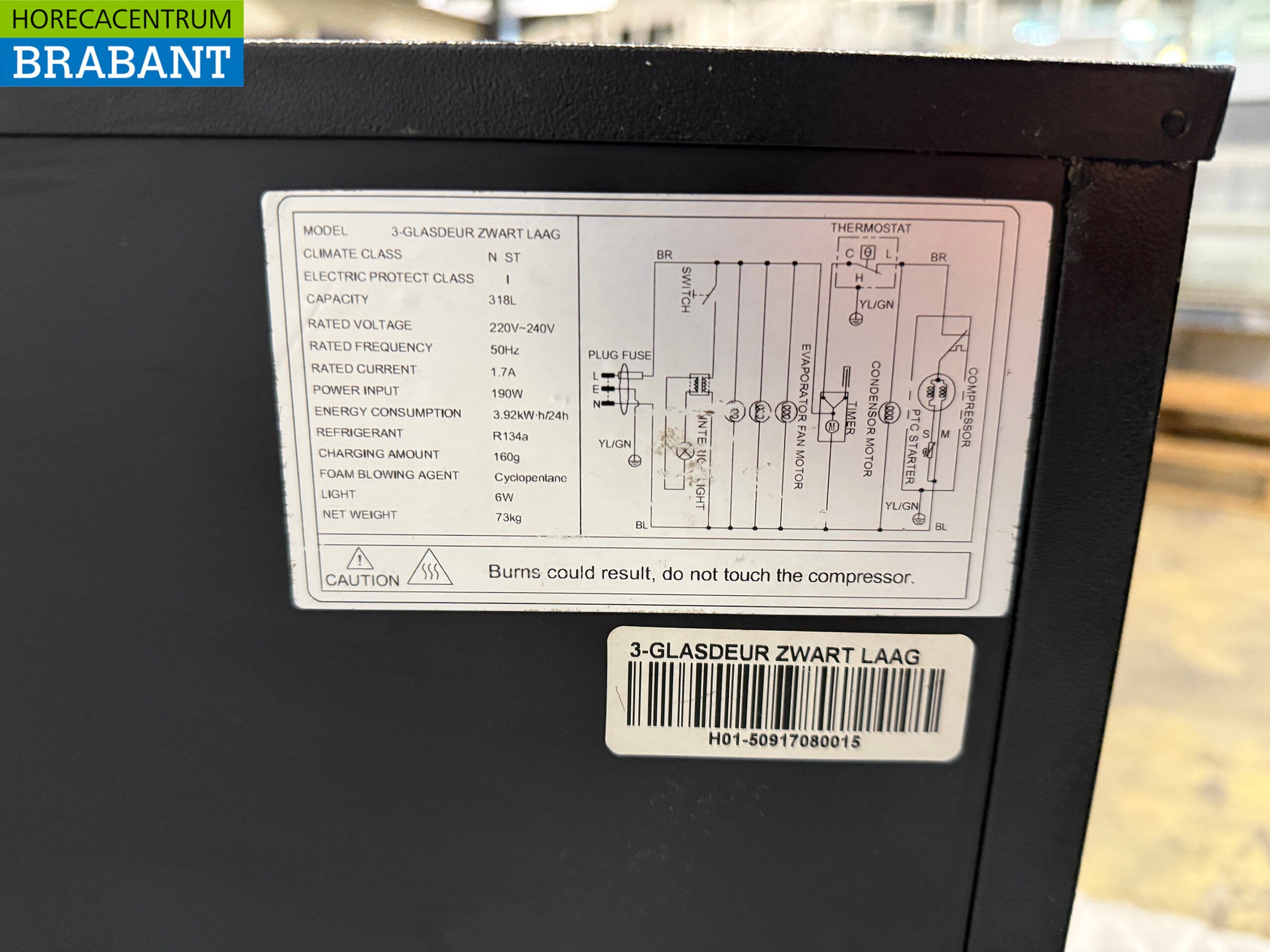 Back Bar Cooler 3 portes battantes en verre 133 cm 230V Horeca – Image 5