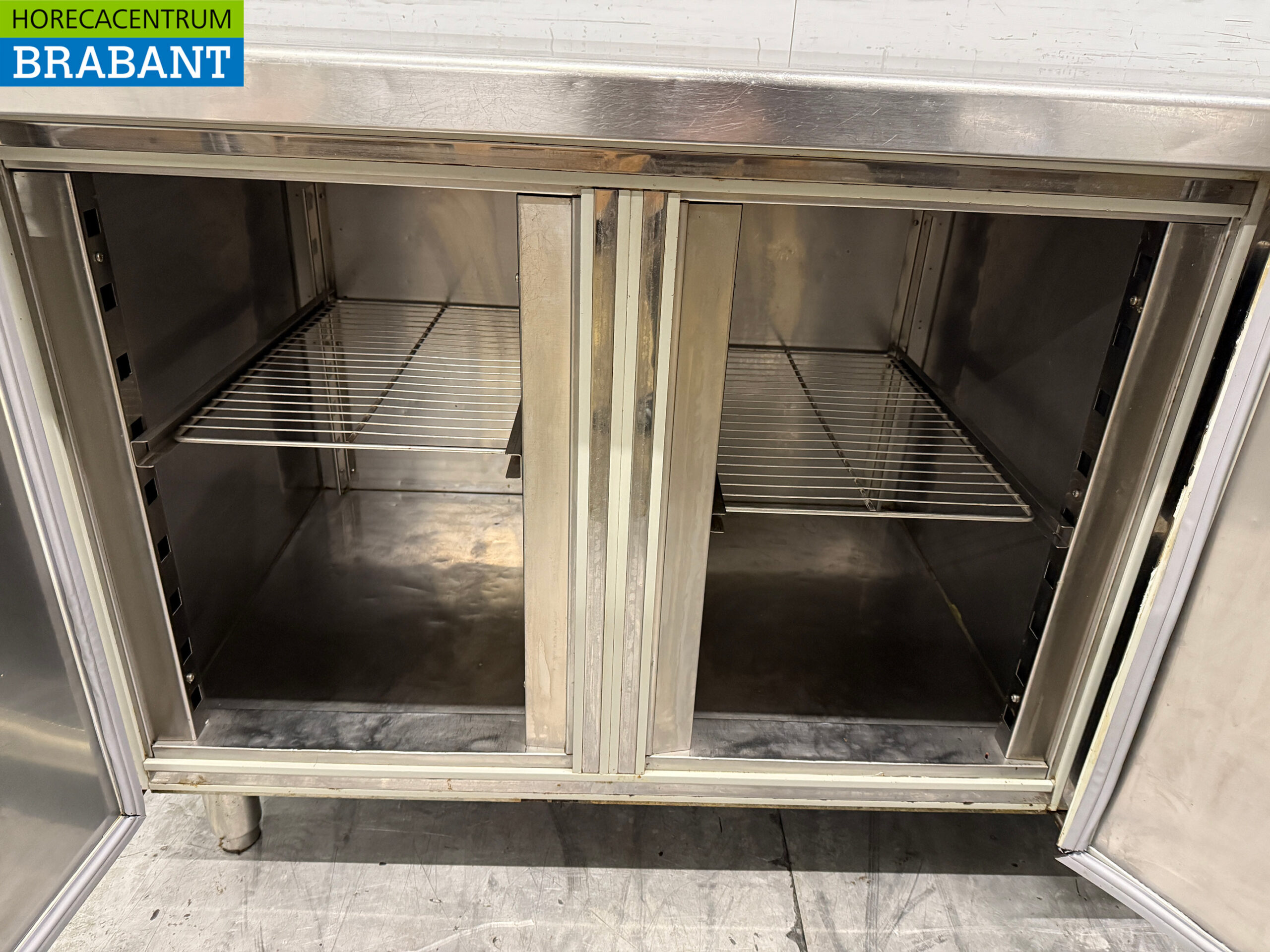 Mercatus en acier inoxydable Etabli réfrigéré 2 portes et 1 tiroir 147 cm 230V Horeca – Image 4