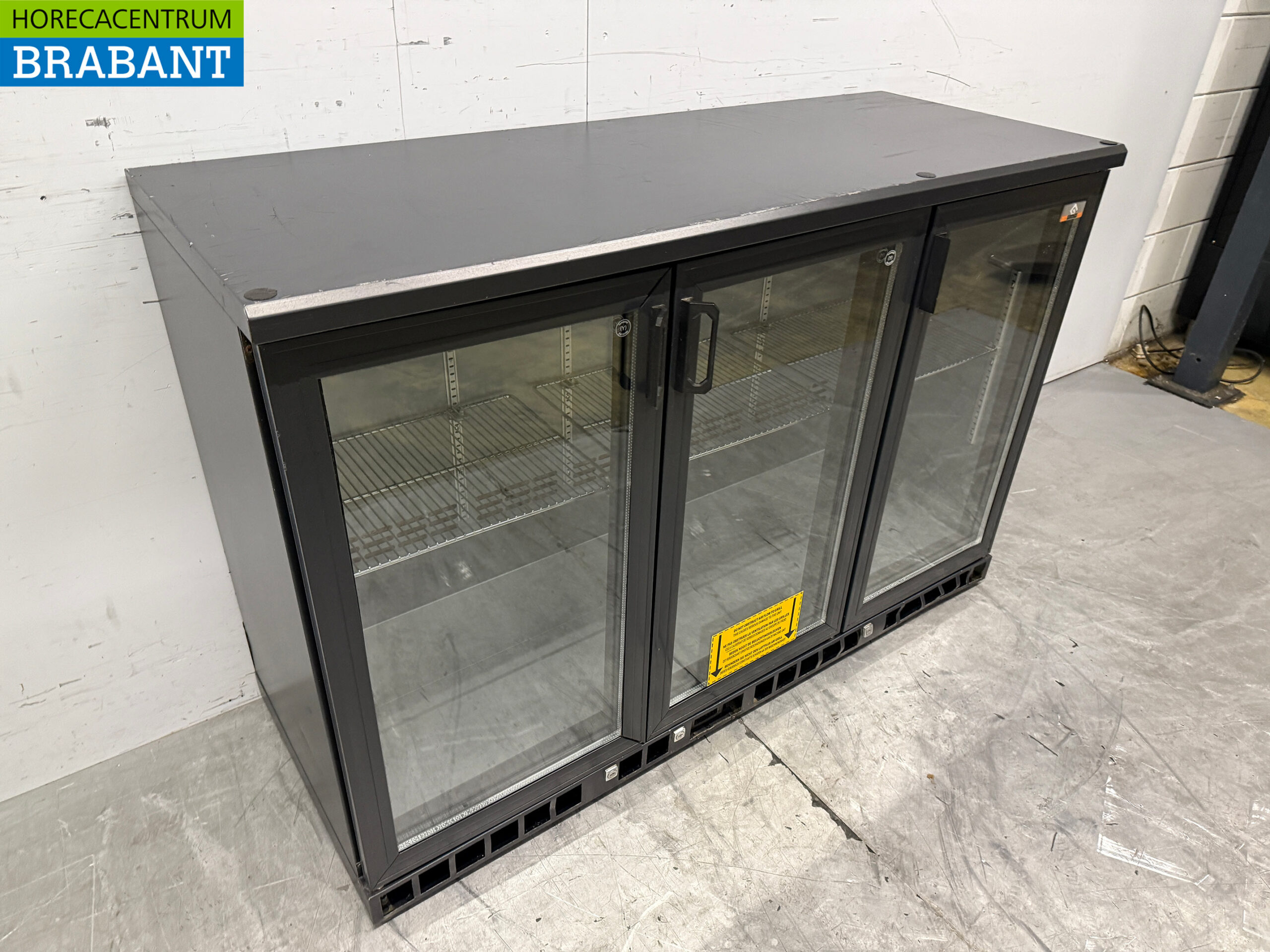 Gamko Bar Cooler 3 portes battantes en verre 135 cm 230V Horeca – Image 3