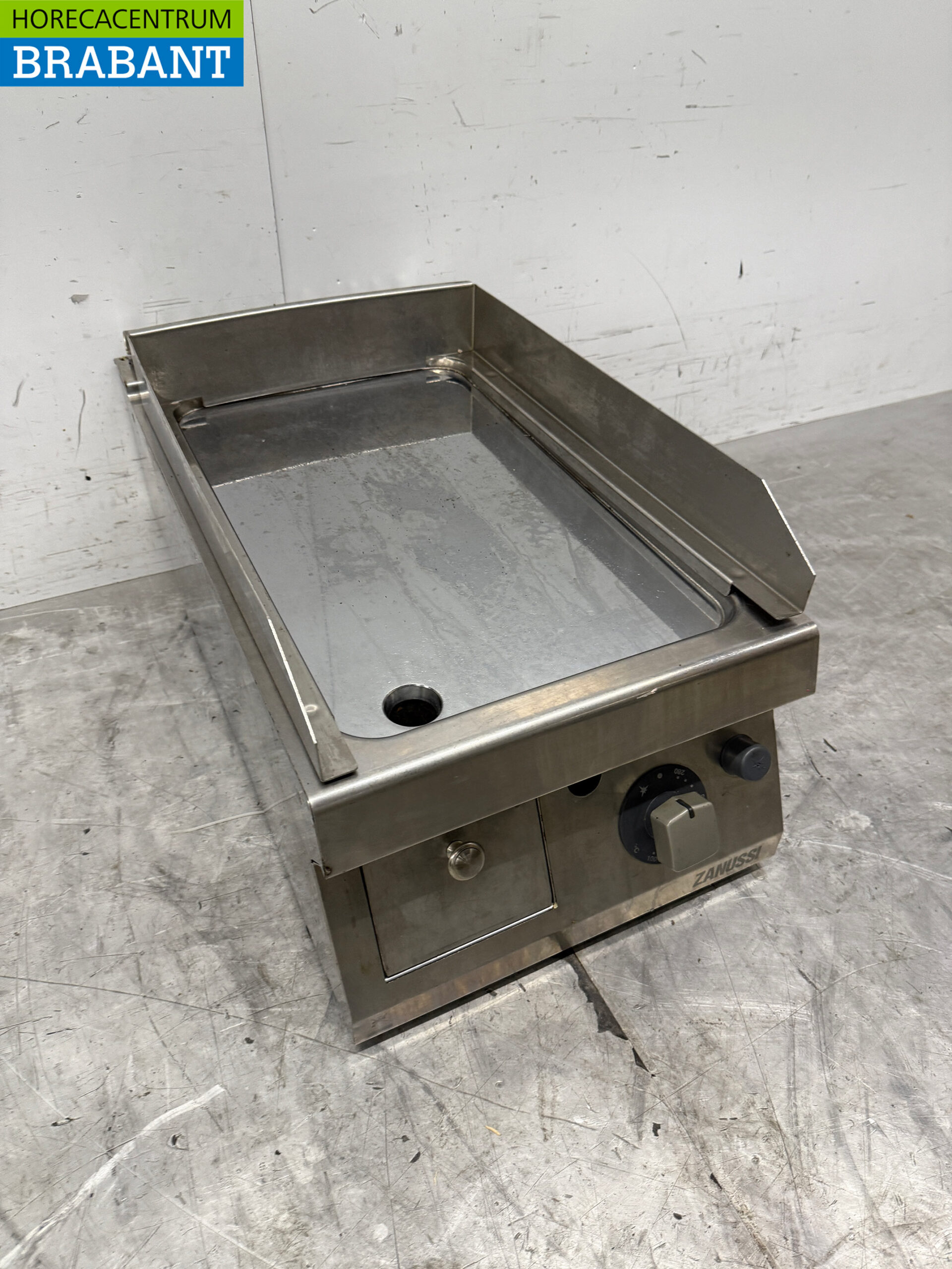 Acier inoxydable Zanussi Plaque de gril miroir Plaque de gril 40 cm GAS Horeca – Image 3