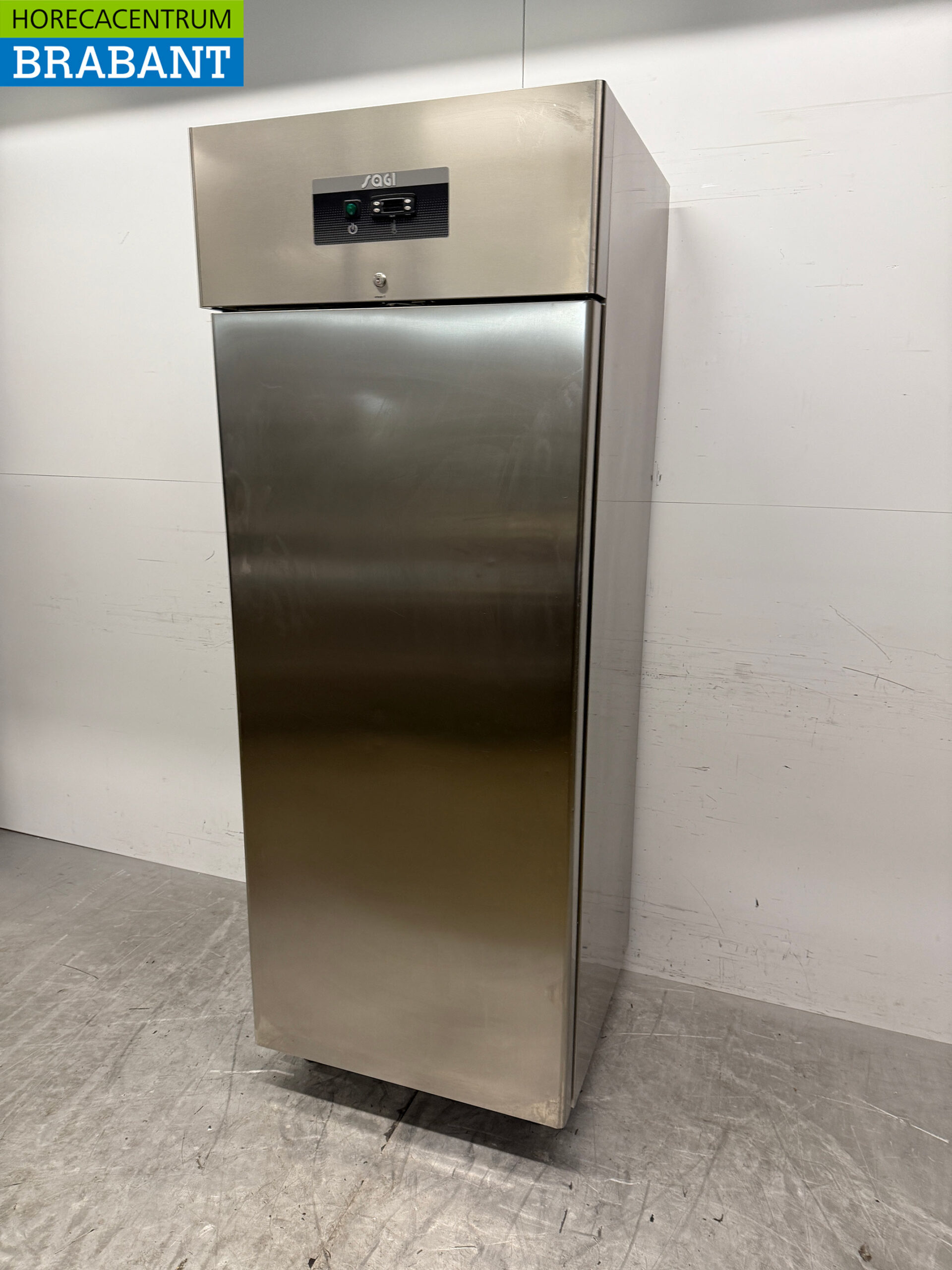 Congélateur Sagi en acier inoxydable 600 litres 230V Horeca – Image 2
