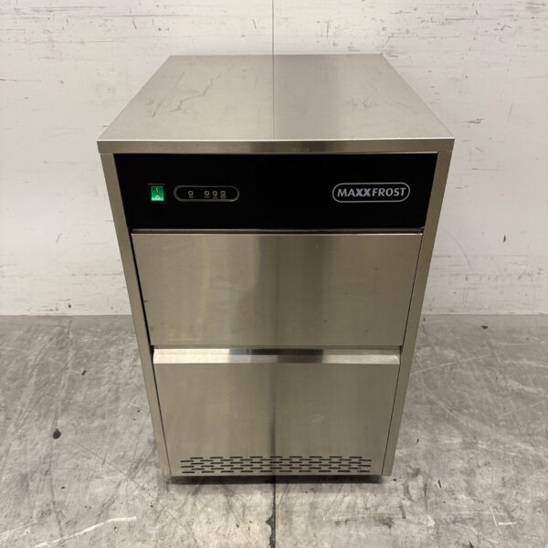Machine à glaçons Maxxfrost en acier inoxydable 50kg/24h Bunker 11 kilos 230V Horeca