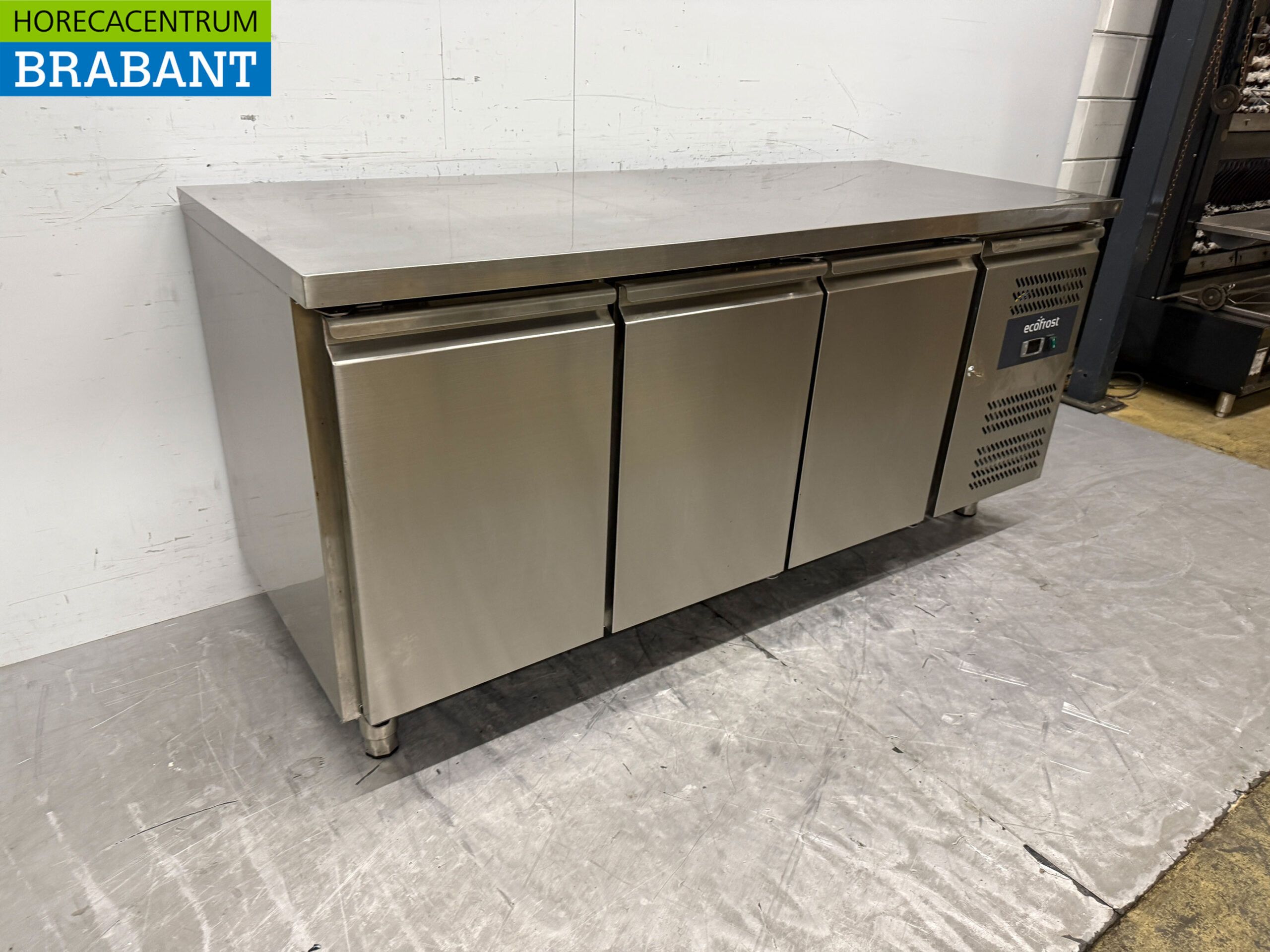 Etabli réfrigéré Ecofrost en acier inoxydable 3 portes 179,5 cm 230V Horeca – Image 3