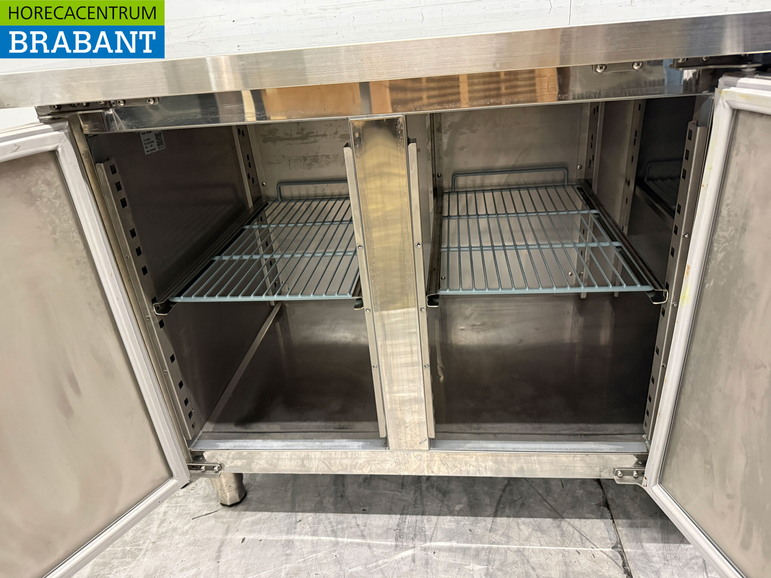 Etabli réfrigéré Ecofrost en acier inoxydable 3 portes 179,5 cm 230V Horeca – Image 4