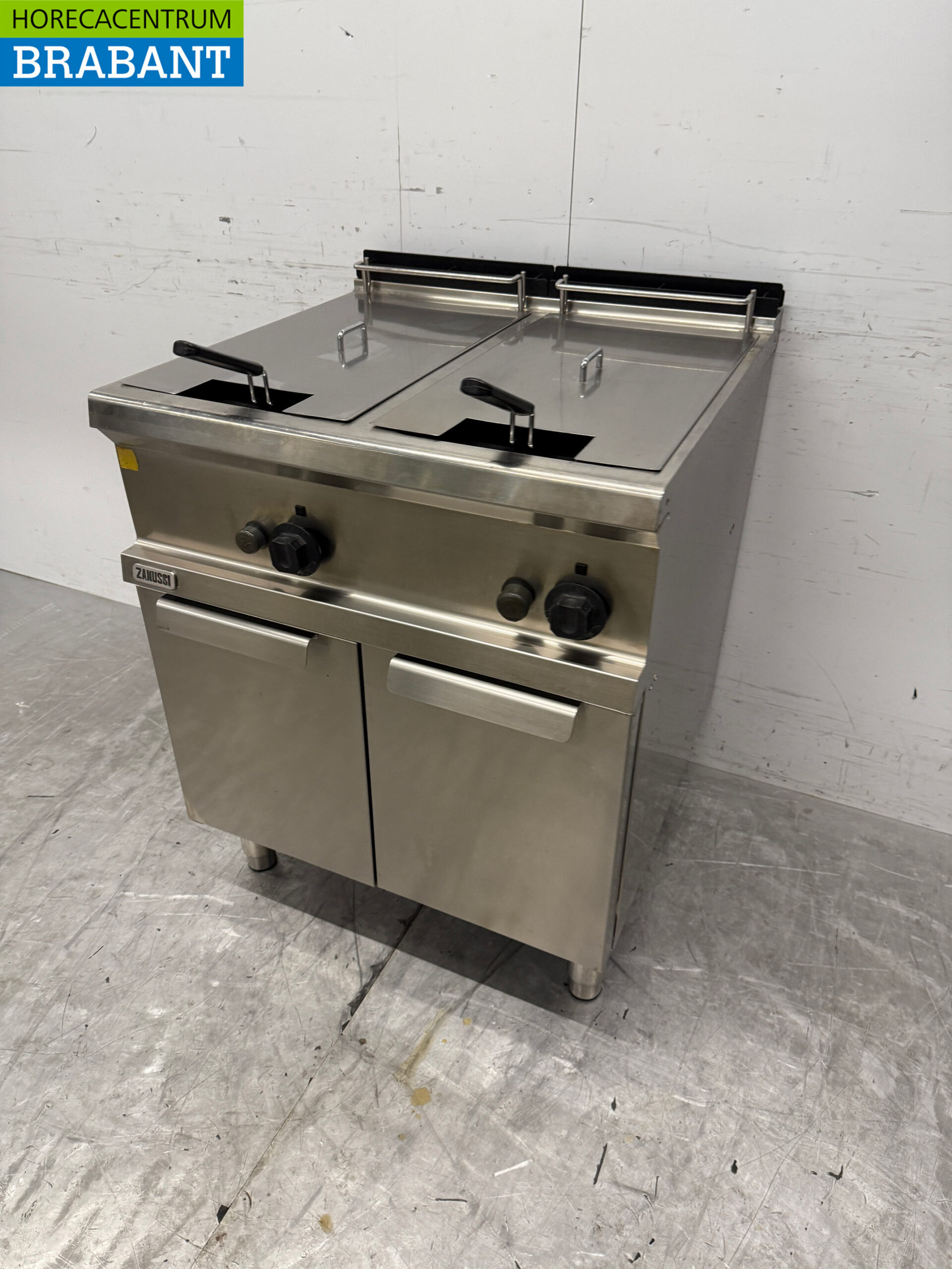 Friteuse double Zanussi en acier inoxydable 2 x 14 litres GAS Restauration – Image 2