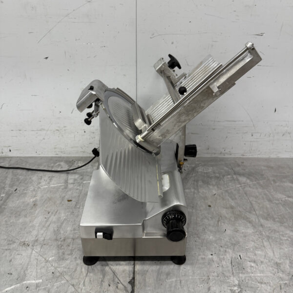 Trancheur automatique en acier inoxydable Trancheur de viande 300 mm 230V Restauration Boucherie