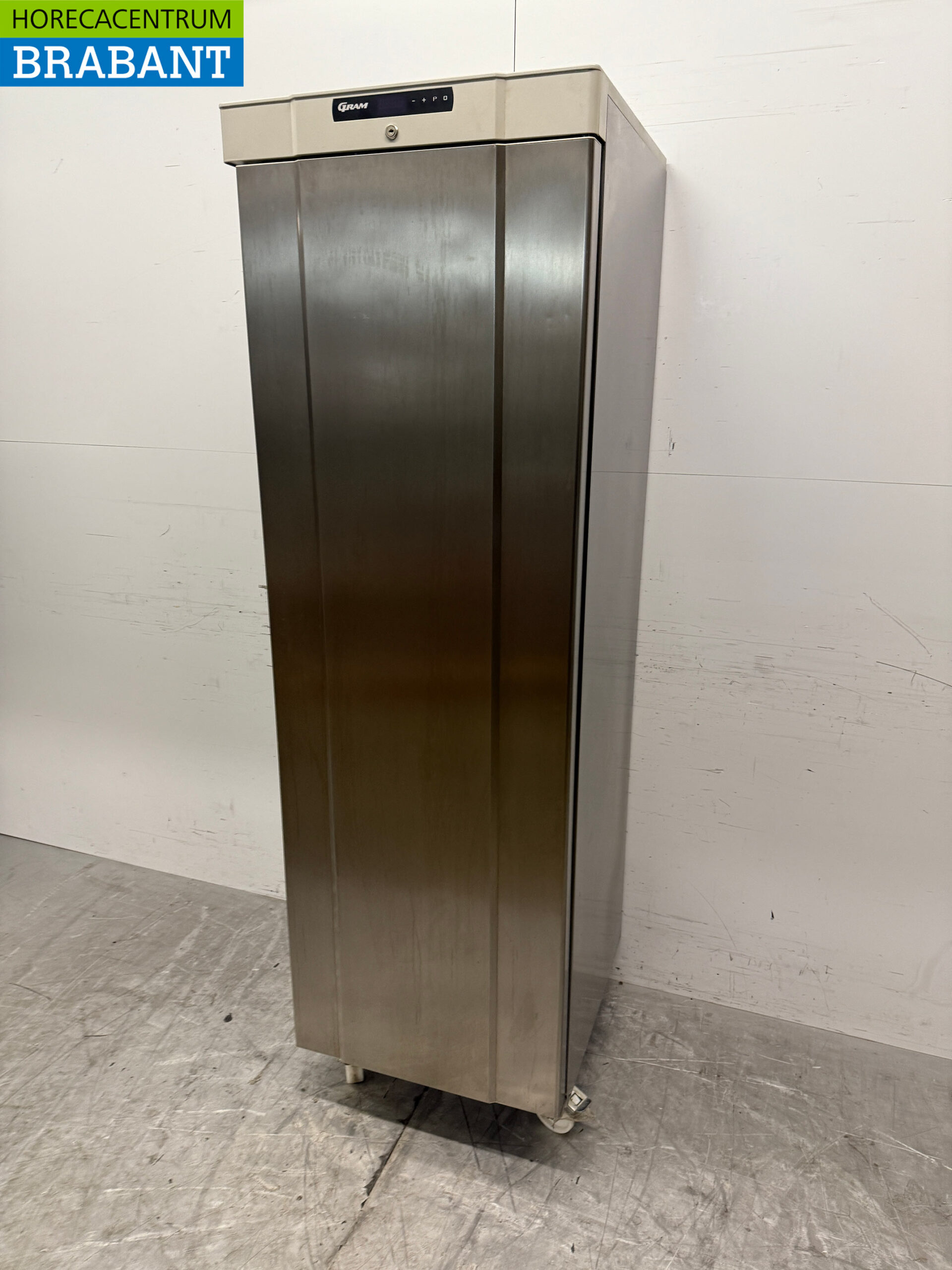 Réfrigérateur mobile Gram en acier inoxydable 346 litres 230V Restauration – Image 2