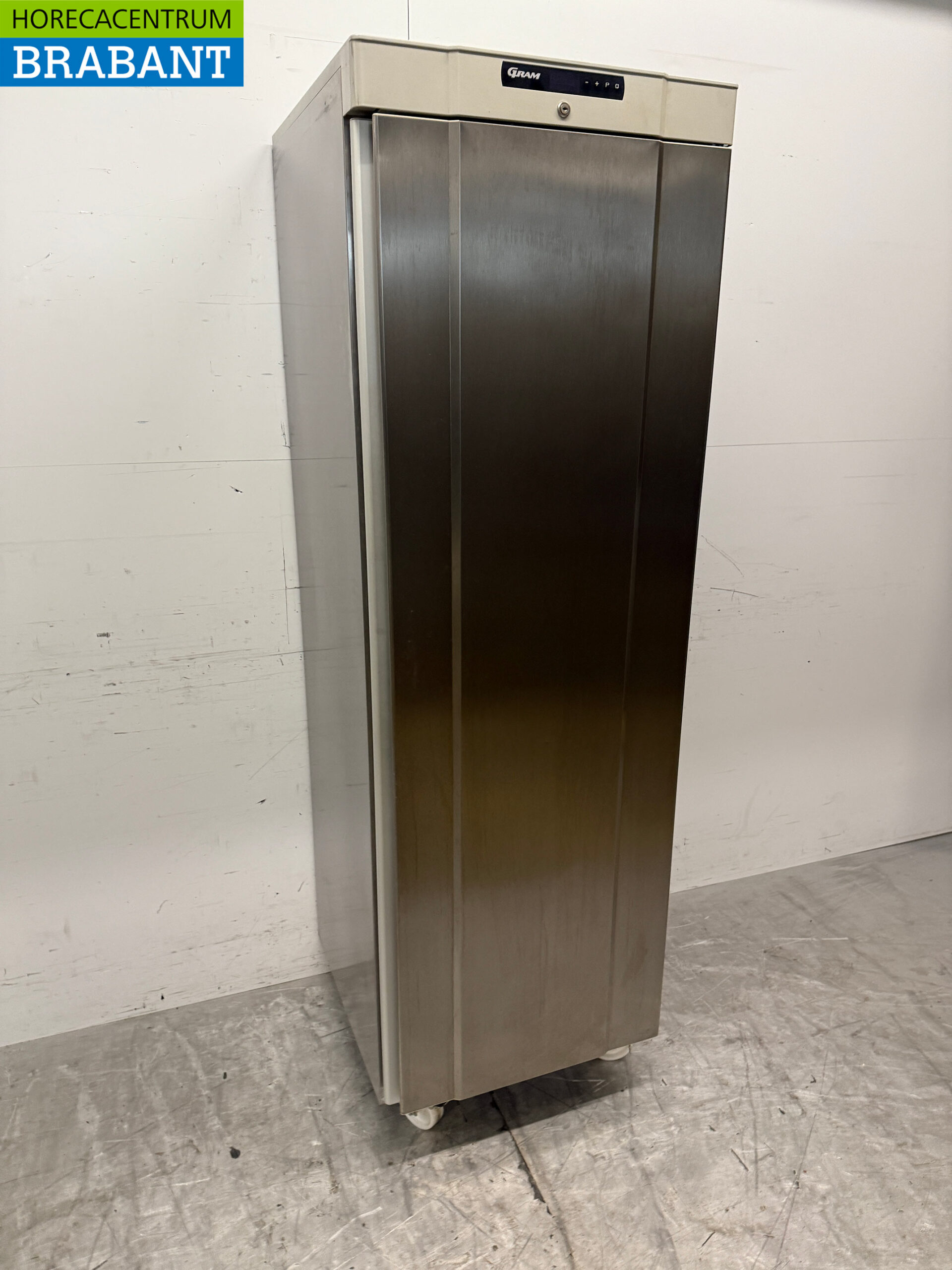 Réfrigérateur mobile Gram en acier inoxydable 346 litres 230V Restauration – Image 3