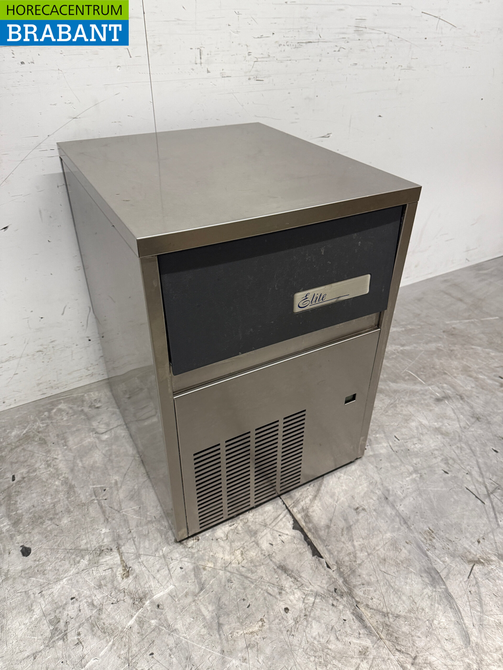 Machine à glaçons en acier inoxydable 45 kg/24h et soute 15 kg 230V Horeca – Image 3