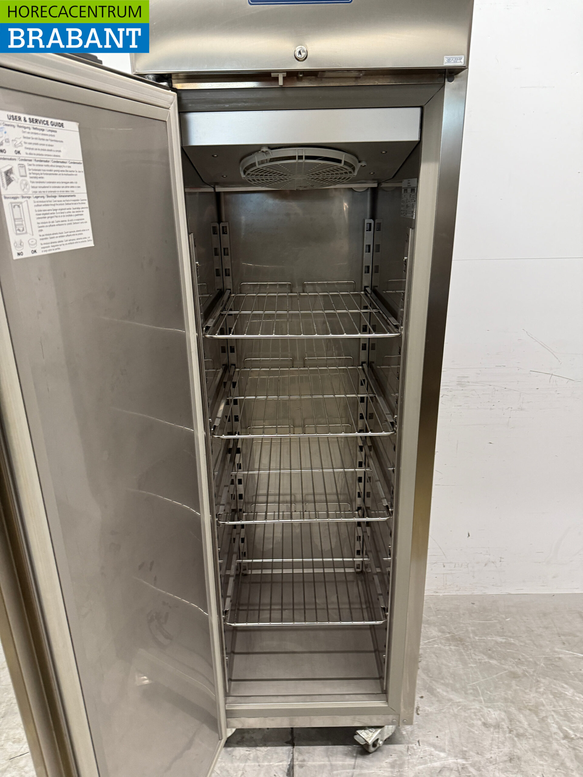 Congélateur mobile Metos en acier inoxydable 300 litres 230V Horeca – Image 4